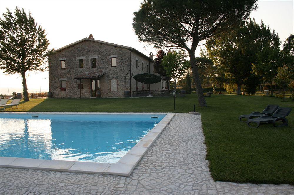 Entropia Ristorante Country House Todi Extérieur photo
